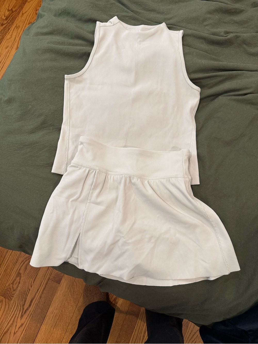 SPANX Light Cream Seamless Activewear Short